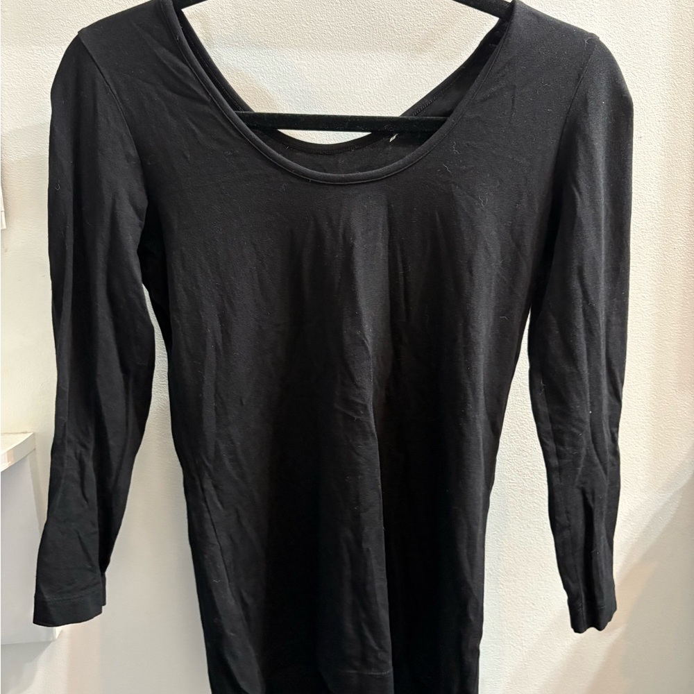 Black 3/4 Sleeve Scoop Neck